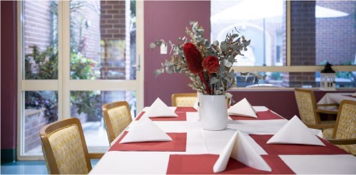 Montana-Dining-Room-Slider-Image-516x254.jpg